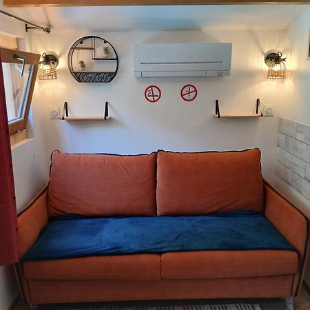 Chalet Charmant Avec Piscine Mercuer Экстерьер фото