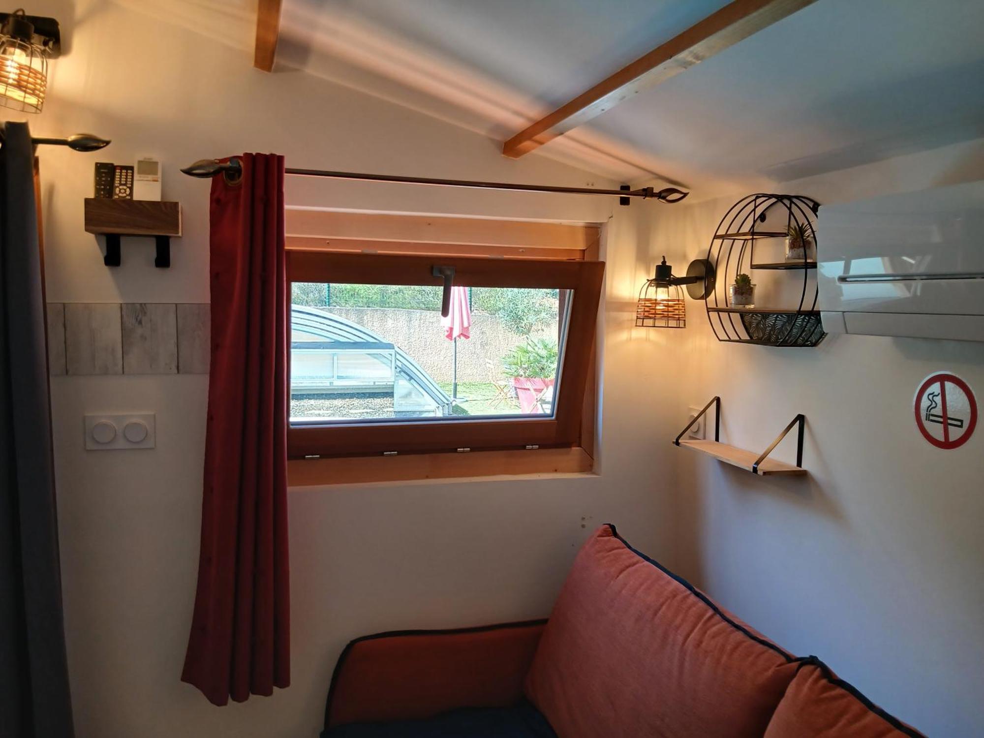 Chalet Charmant Avec Piscine Mercuer Экстерьер фото